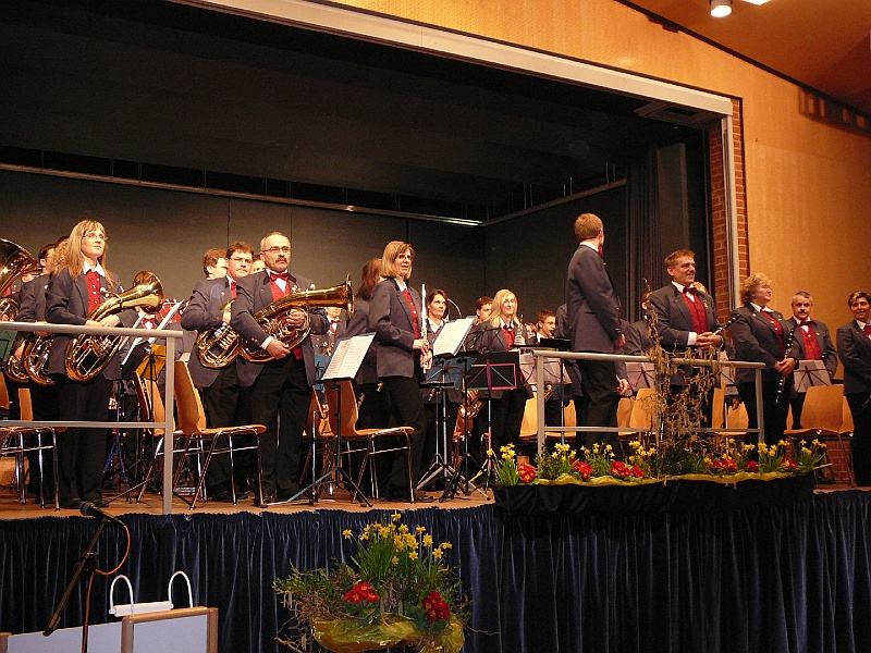 09 04 04 Fruehjahrskonzert MVB (28).JPG